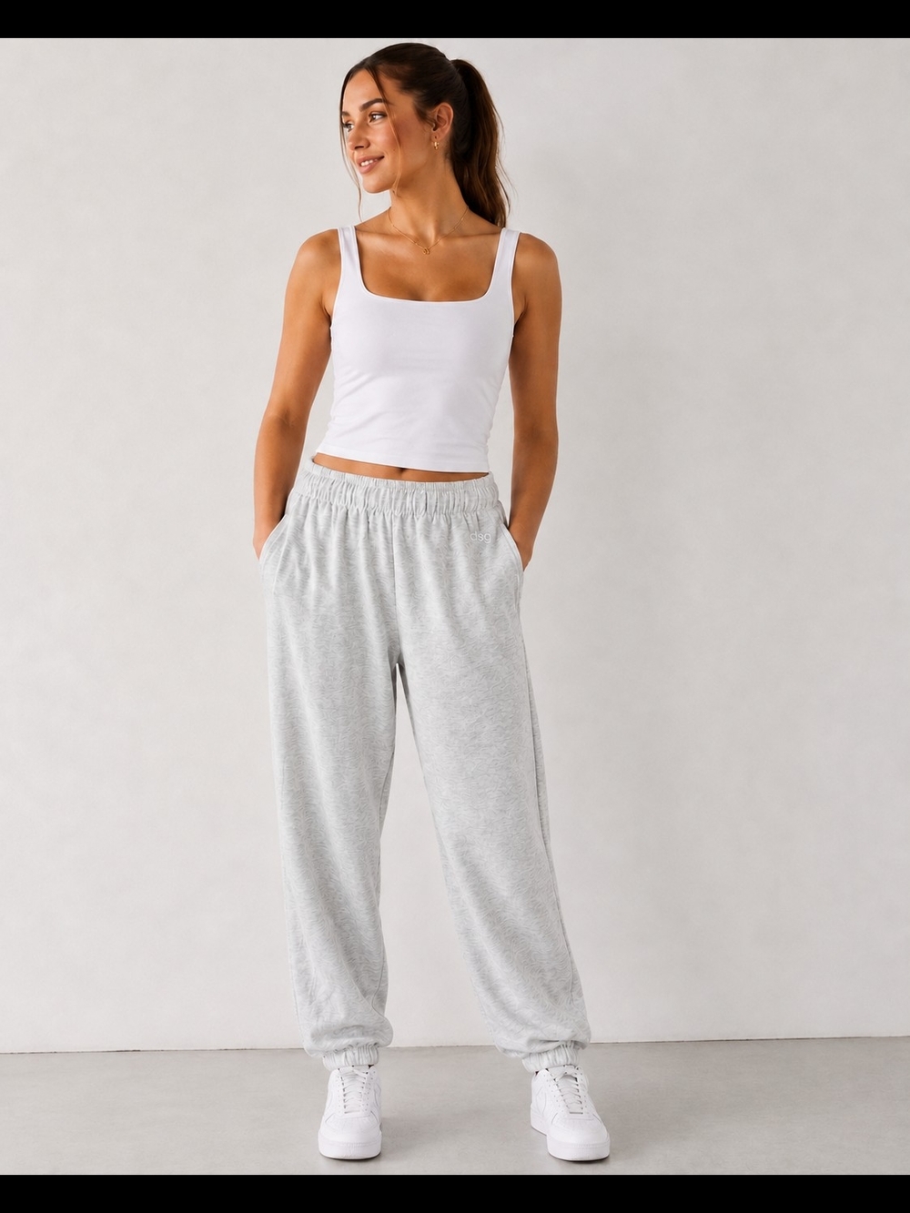 *NWOT* DSG Light Gray Elastic Waist Joggers
